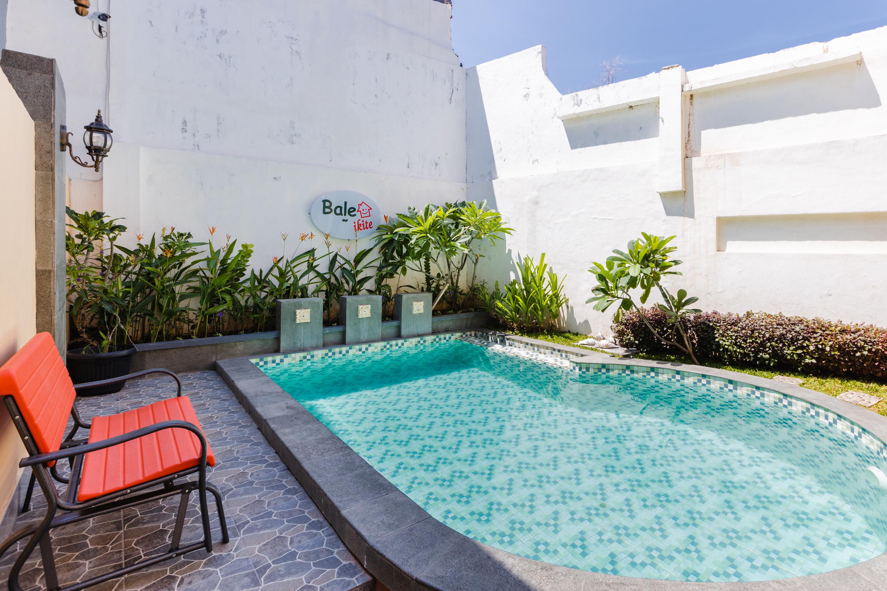 Hotel OYO 1975 Bale Ikite Makassar Exterior foto